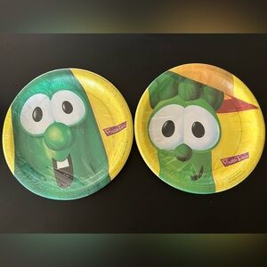 Y2K 1999 Hallmark Veggie Tales new sealed paper plates party